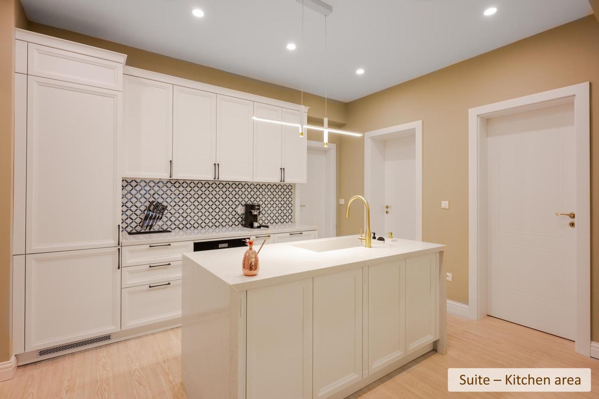 Super Central Stylish Suite & Studio With Shared Terrace By Flat Mаnager Sofia Bagian luar foto