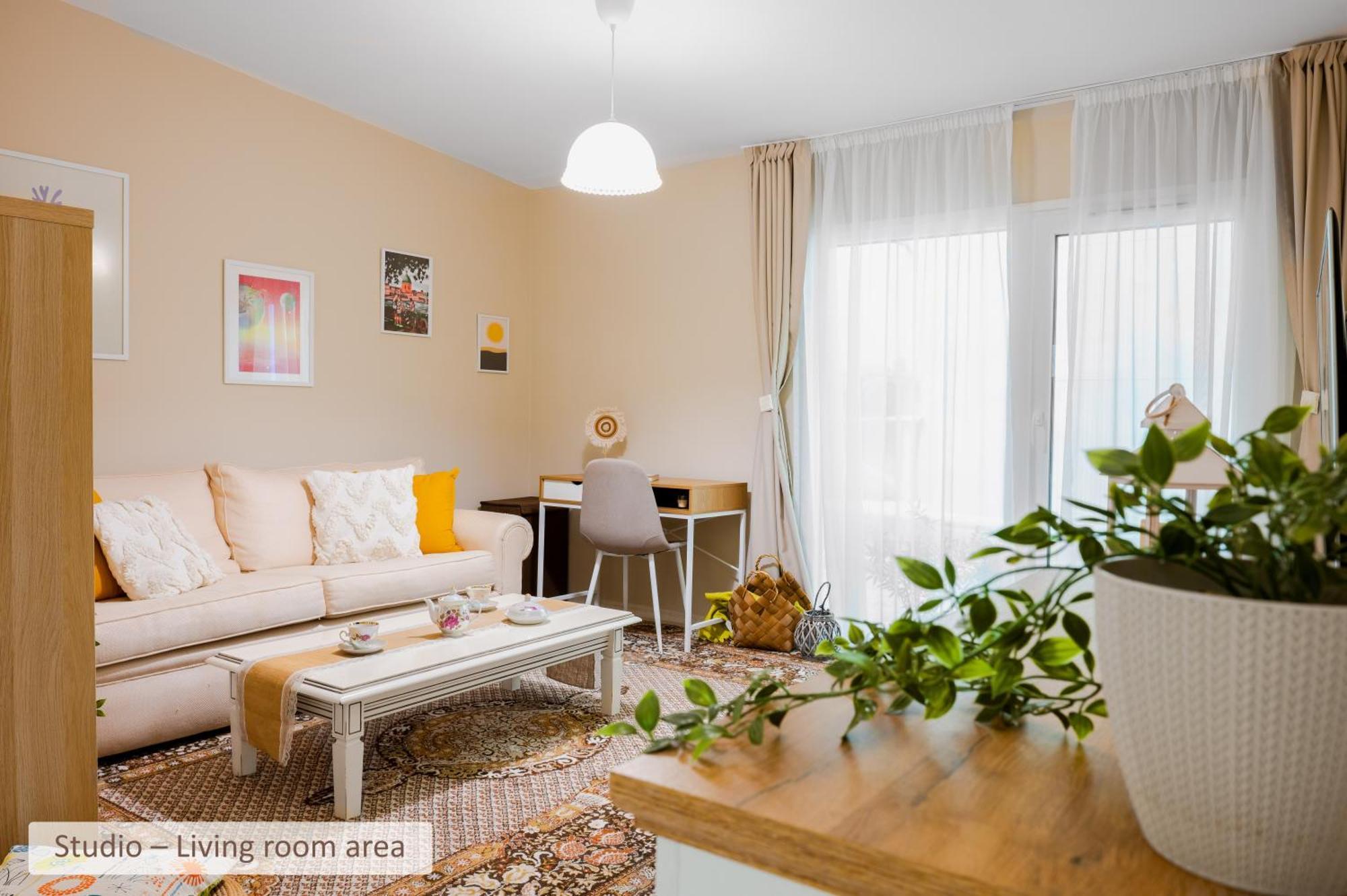 Super Central Stylish Suite & Studio With Shared Terrace By Flat Mаnager Sofia Bagian luar foto